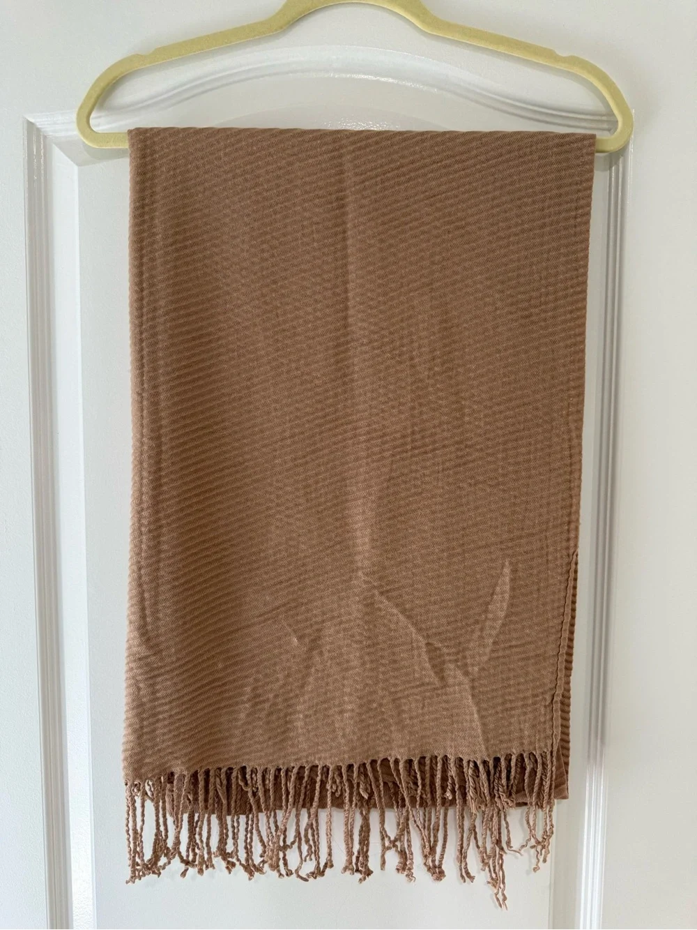 Lightweight Waffle-Texture Fringe Scarf in Camel Brown 84X28